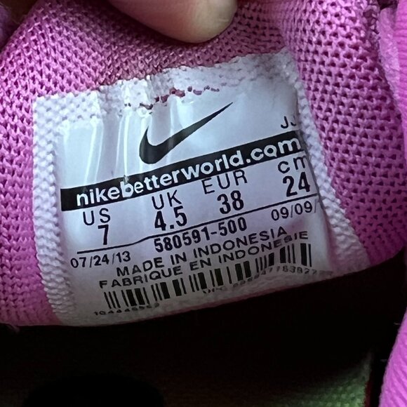 Nike Free 5.0 Pink Athletic Running Shoe - Picture 7 of 7